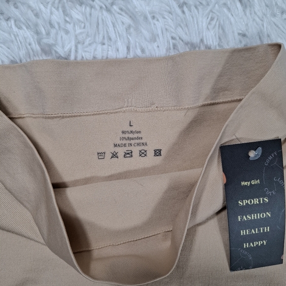 Lot 2 Hey Girl Bottom Sports Tummy Control Women's Shorts Seamless Beige Size L - Picture 4 of 8